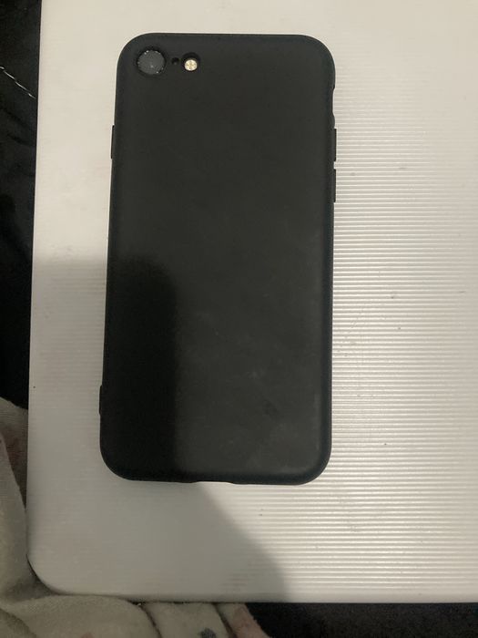 Iphone SE em bom estado