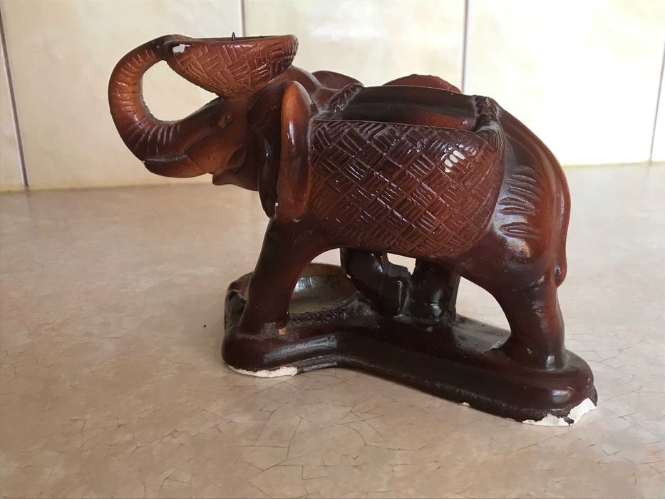Świecznik/popielniczka ceramiczny słoń vintage