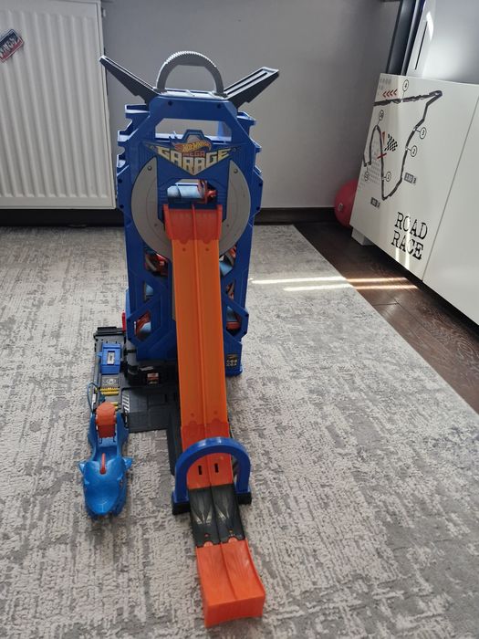 Garaż rajdowy  hot wheels city