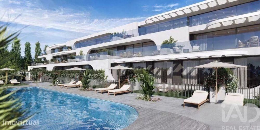 Apartamento T3 em Funchal (Santa Luzia) de 173,00 m2