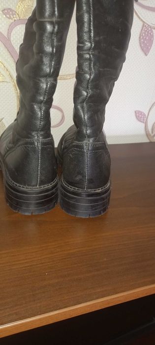 Продам жіночі кожані сапоги!