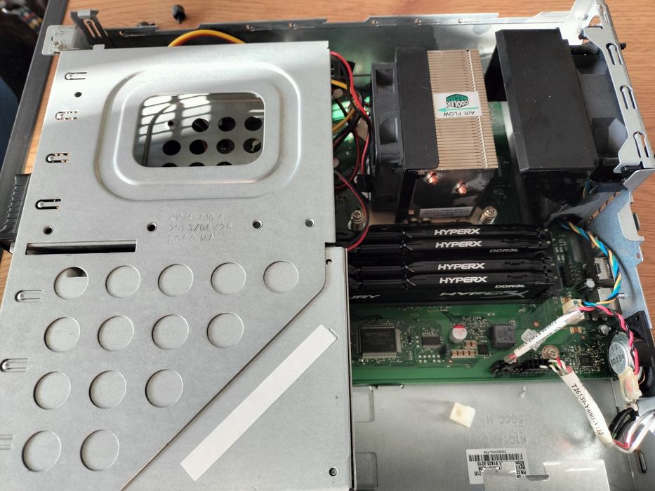 Komputer stacjonarny fujitsu