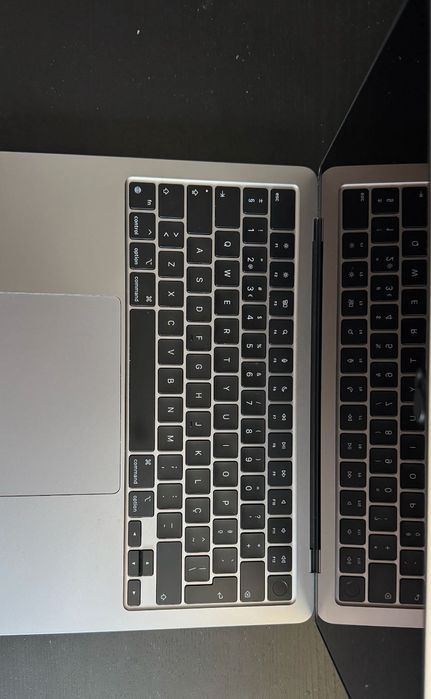 Macbook Air | M3 | 16GB | 1T | 2024