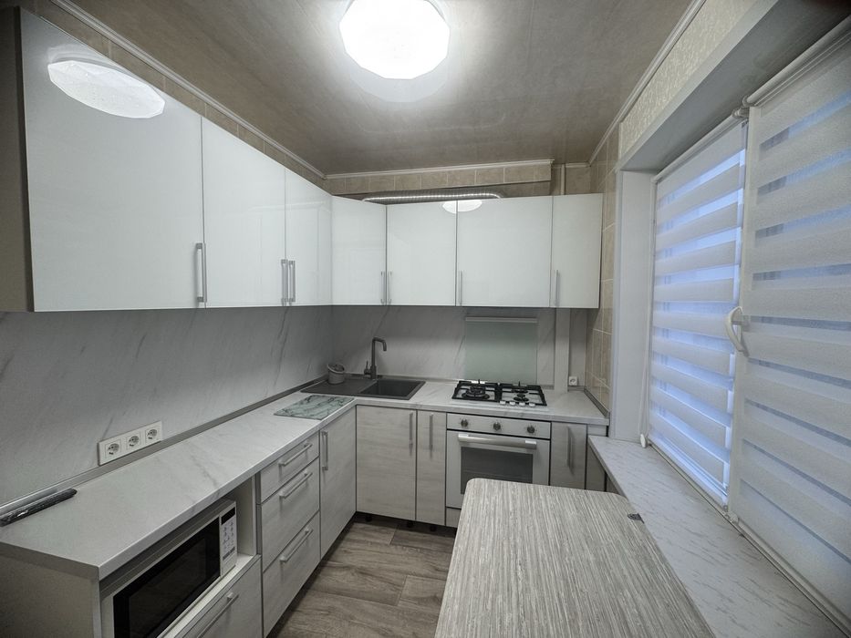 Оренда 1 кімн.кв в центрі  Південного мкр-ну Ремонт 5/9