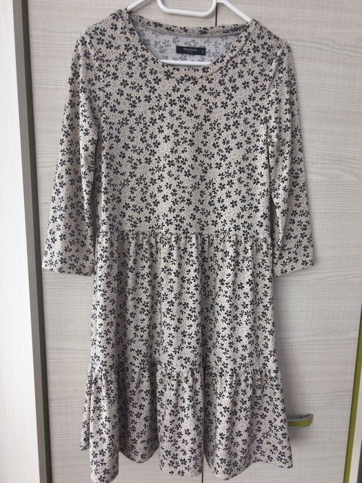 Sukienka damska Reserved