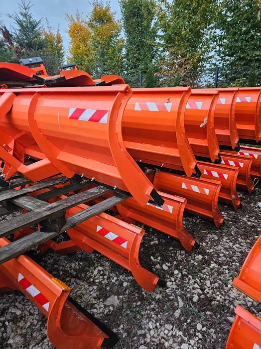 Pług śnieżny Pługi do śniegu spych Tur EURO/ Tuz / widlak /do Traktora