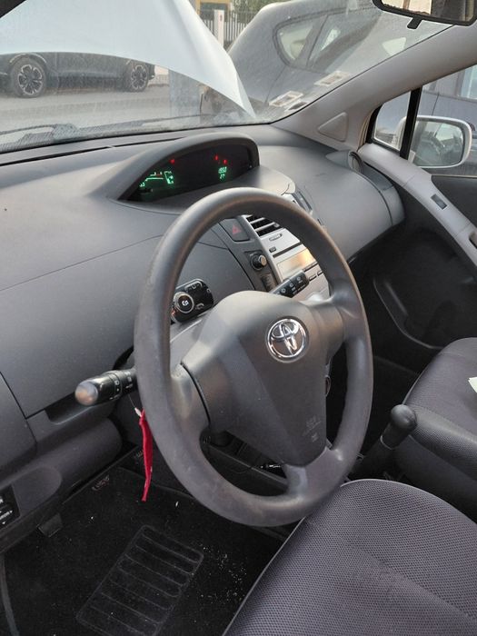 Toyota  Yaris D4D  1.4  90 cv
