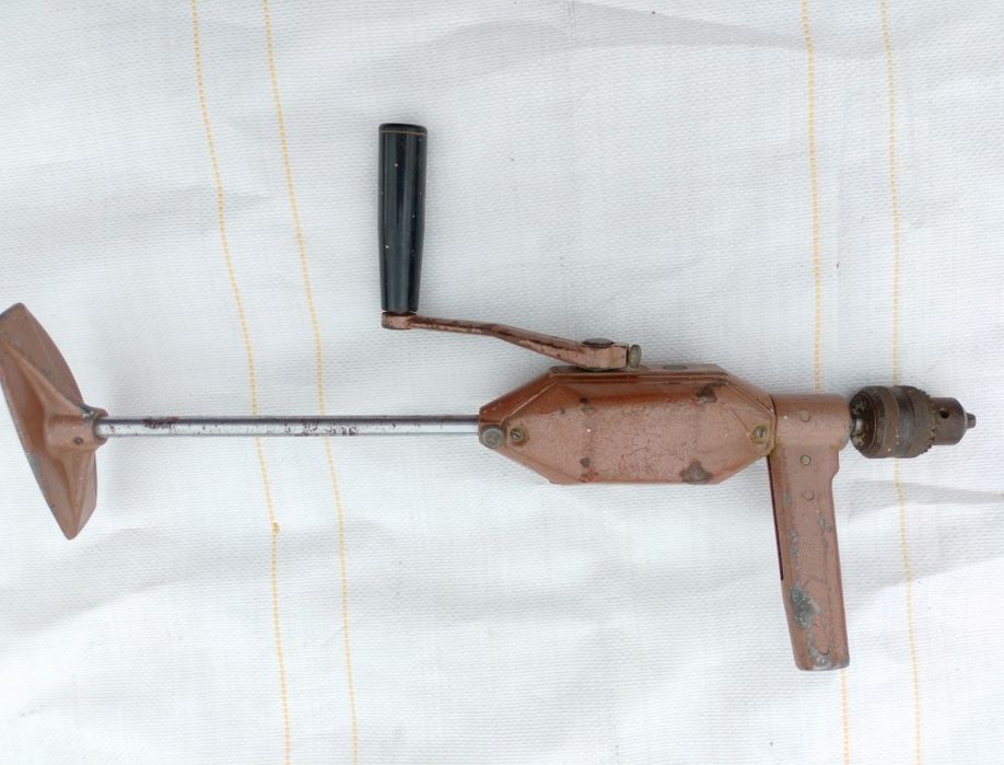 Дрель ручна ДР 10а