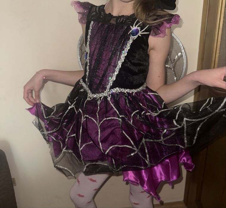 Костюм павучка, маскарадний