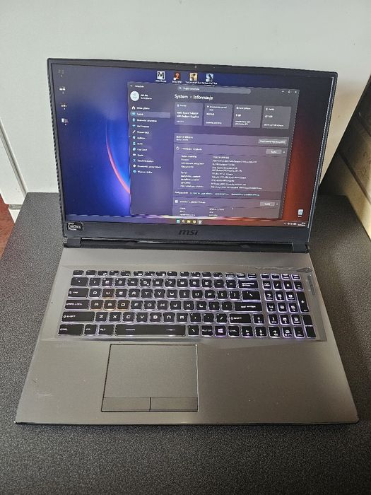 Laptop MSI Alpha 17 144hz, Ryzen 5 , RX5600 6Gb