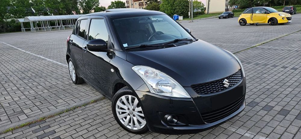 Suzuki Swift 1.3d 75KM/szyberdach/keyless/bezwypadkowy/ZADBANY/serwisowany