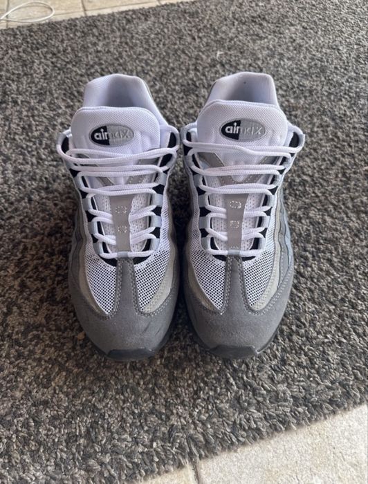 Air max 95 cinzento & branco