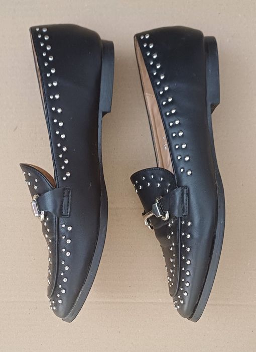 Czarne mokasyny z ćwiekami r. 40 płaski obcas wys. 0,5 cm Seastar blue