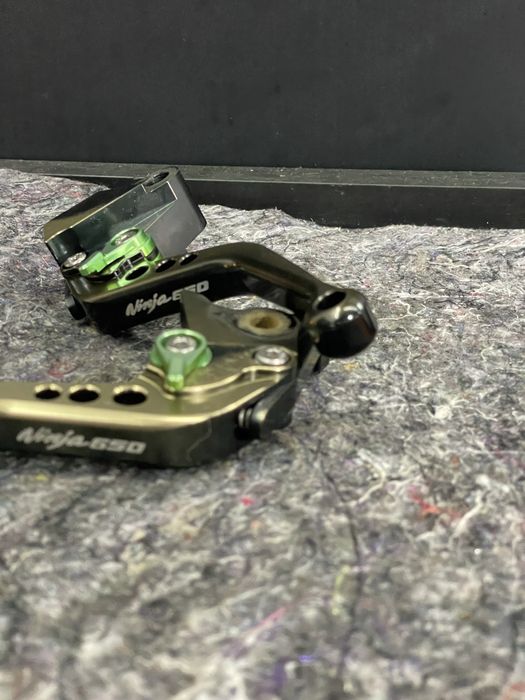 Manetes  Ninja 650