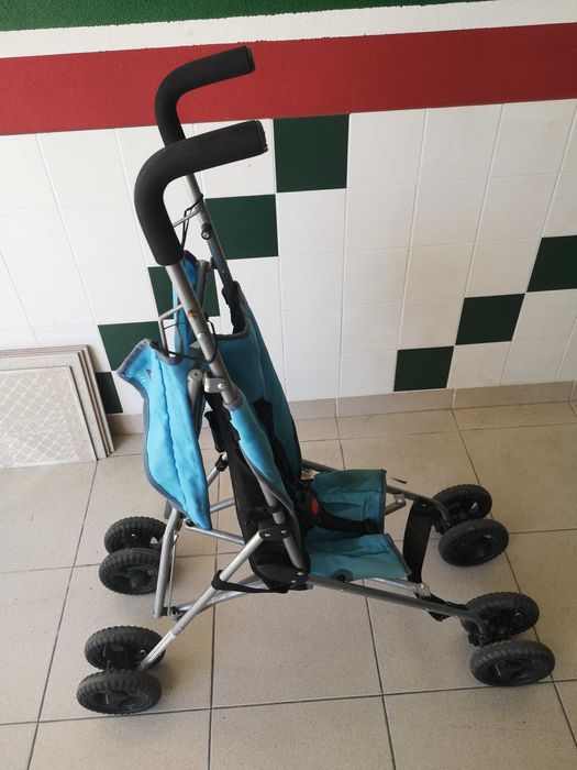 Carrinho de bebé da ZIPPY.