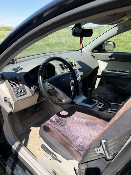 Продаю VOLVO V50