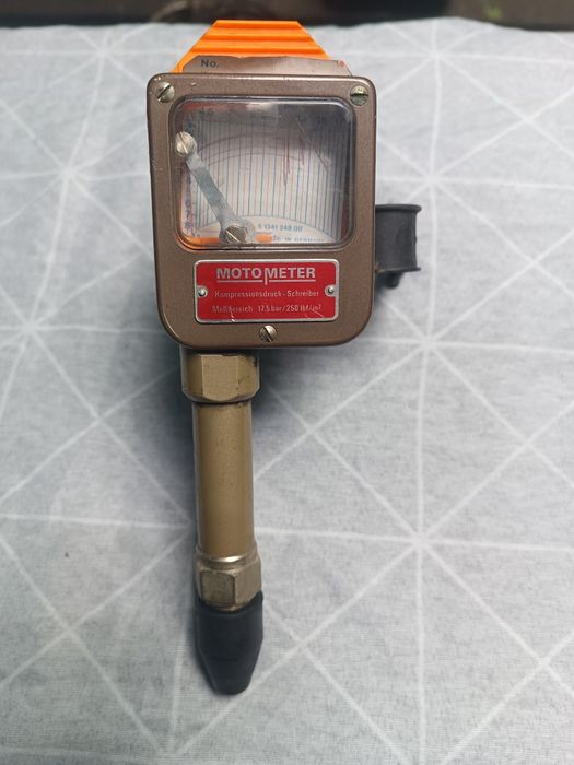 Motometer ciśnieniomierze do cylindrów silników benzynowych