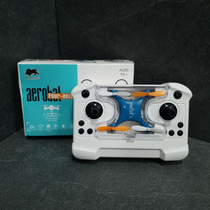 Іграшковий міні-дрон на радіоуправлінні, квадрокоптер, радіокеруванні