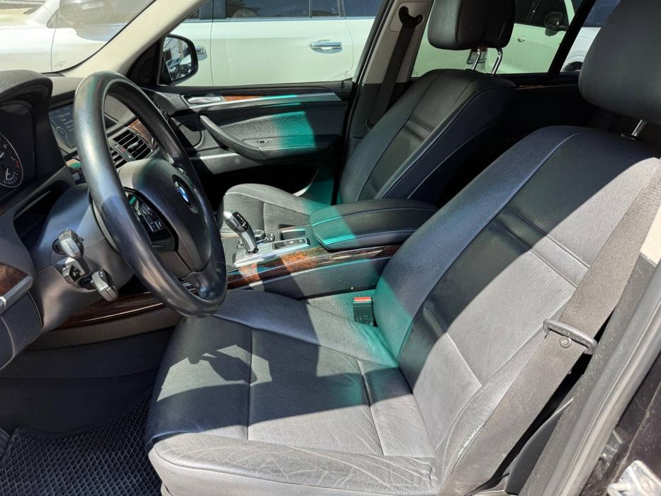 Продам х5 е70 35хi