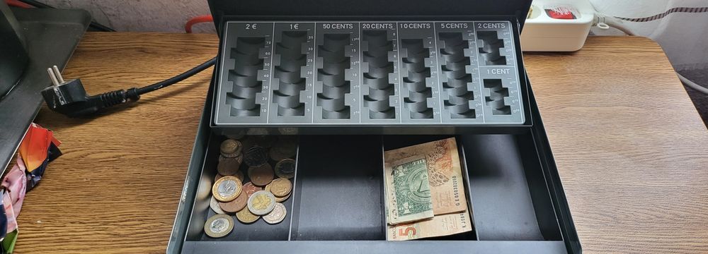 Cofre para moedas e outros valores