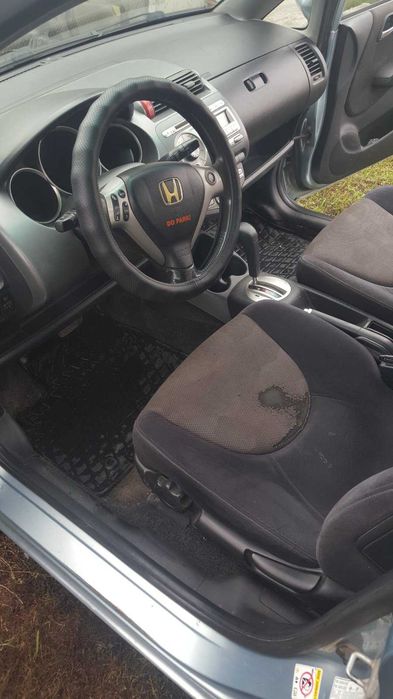 Продам авто HONDA JAZZ