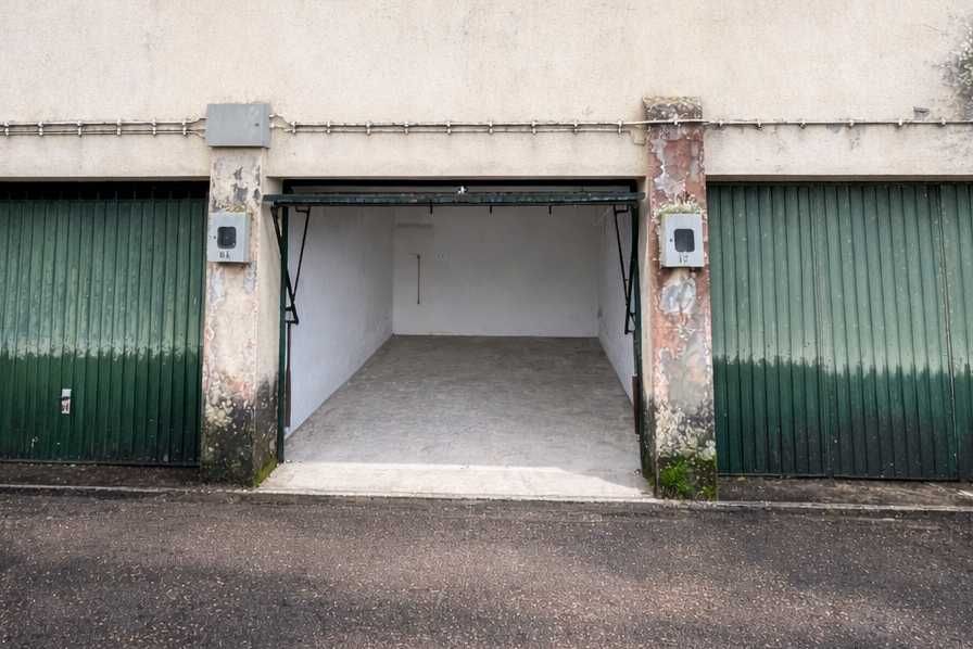 Garagem Fechada em Coimbra (Santa Cruz) – Excelente Acesso