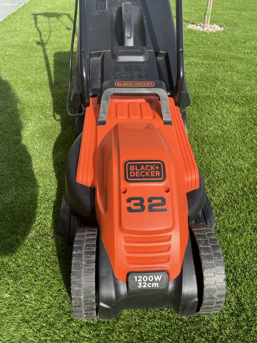 Corta-relvas Black+Decker