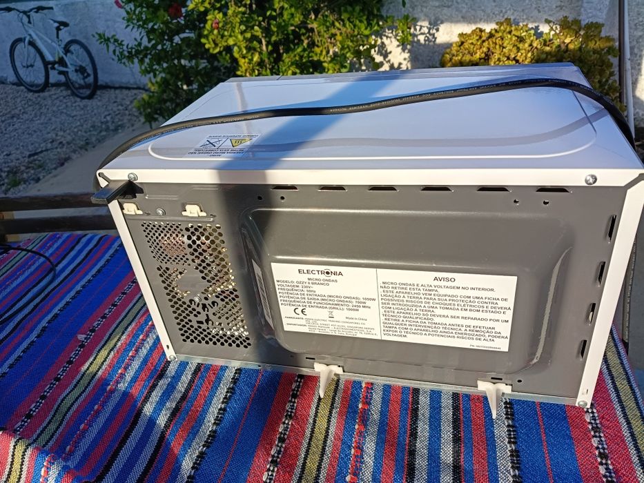 Vende-se os 3 itens 175 euros