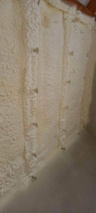 Ocieplanie pianką pur poddaszy , wdmuchiwanie welny,izolacja fundament