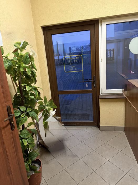 Lokal usługowy duża sala + recepcja