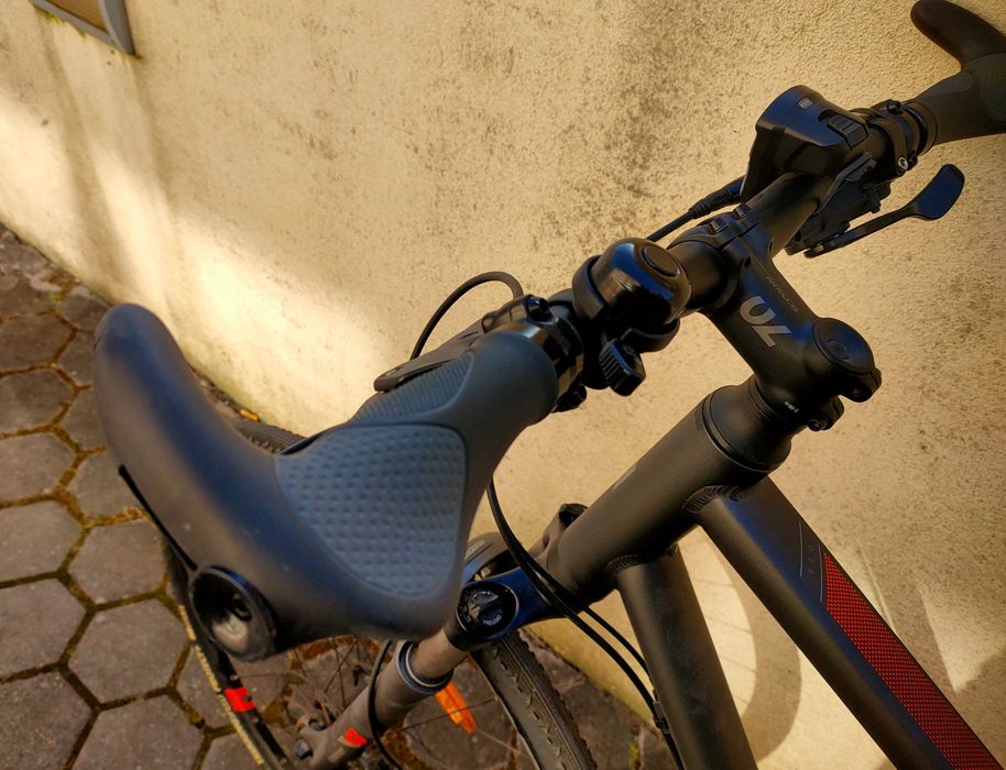 Bicicleta de Trekking Riverside 900 Cinza Laranja Tamanho L