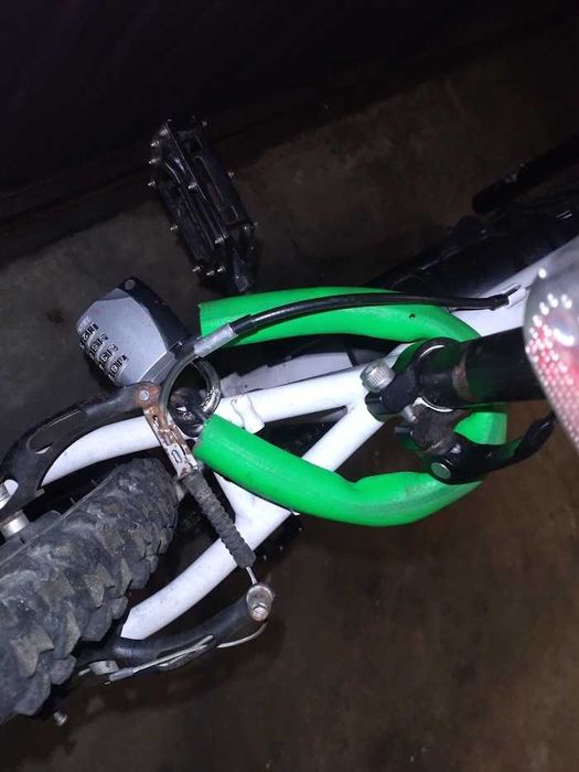 Bicicleta btwin MMX Roda 24- Equipada e Pronta a Andar