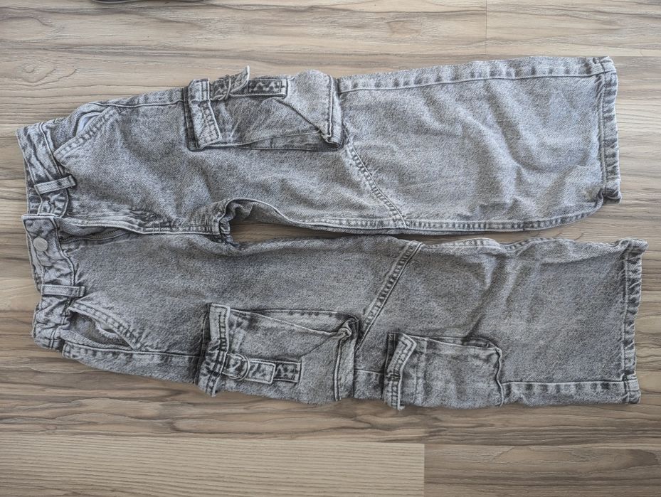 Sprzedam spodnie z Primark rozmiar 128