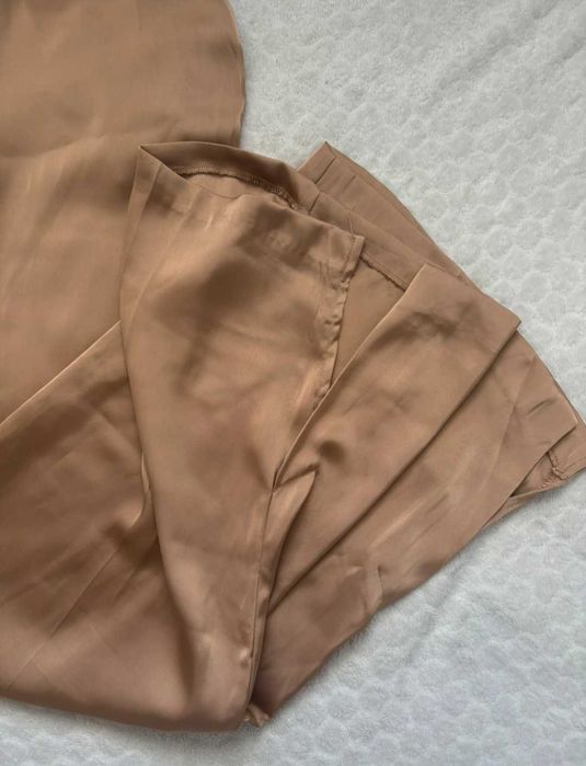 Eleganckie szerokie letnie spodnie palazzio satynowe H&M