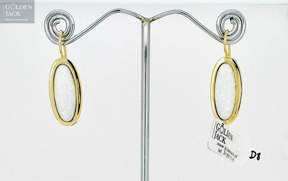 Złote owalne kolczyki z Opalem złoto pr. 585 waga 5,25 g dł. 3,3 cm