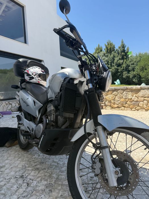 Vendo Honda 650 2006