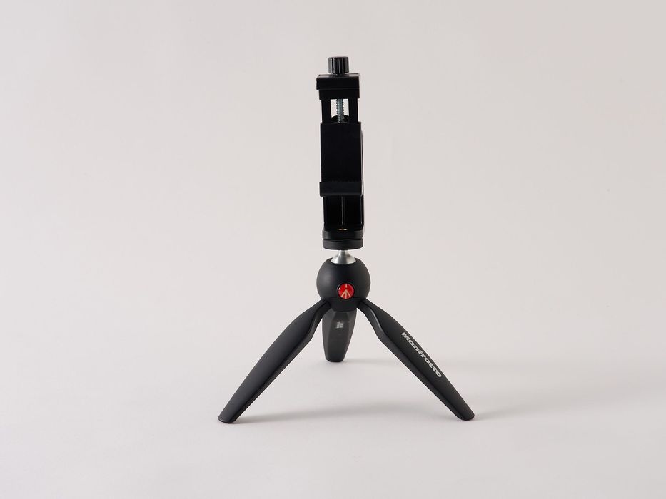 Mini tripé Manfrotto + suporte telemóvel