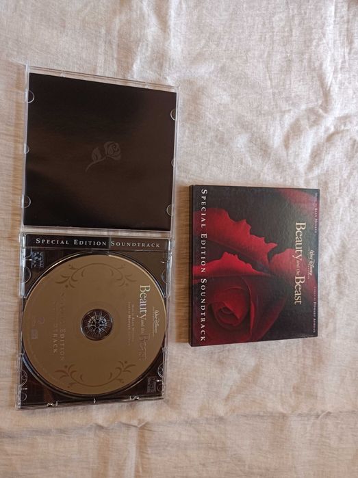 CD Disney A bela e o monstro / Beauty and the beast - Edição especial