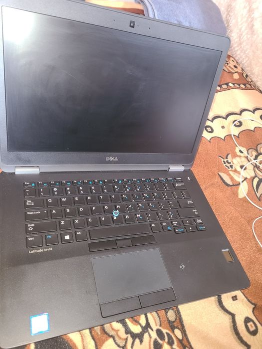 Dell Latitude E7470 / i7  6600 / 8 ГБ / SSD 256 ГБ / Windows 11 Pro.