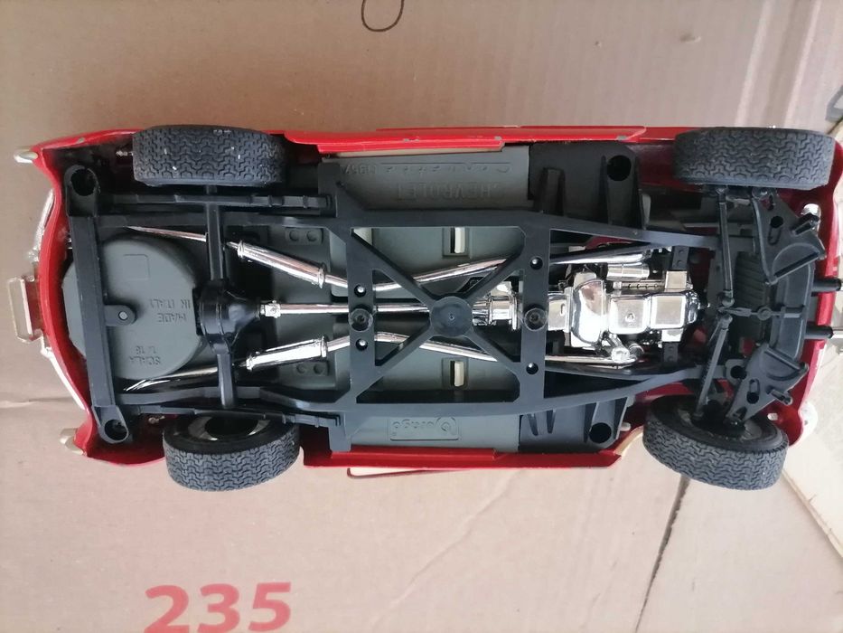 Chevrolet Corvette 1957 Burago 1/18