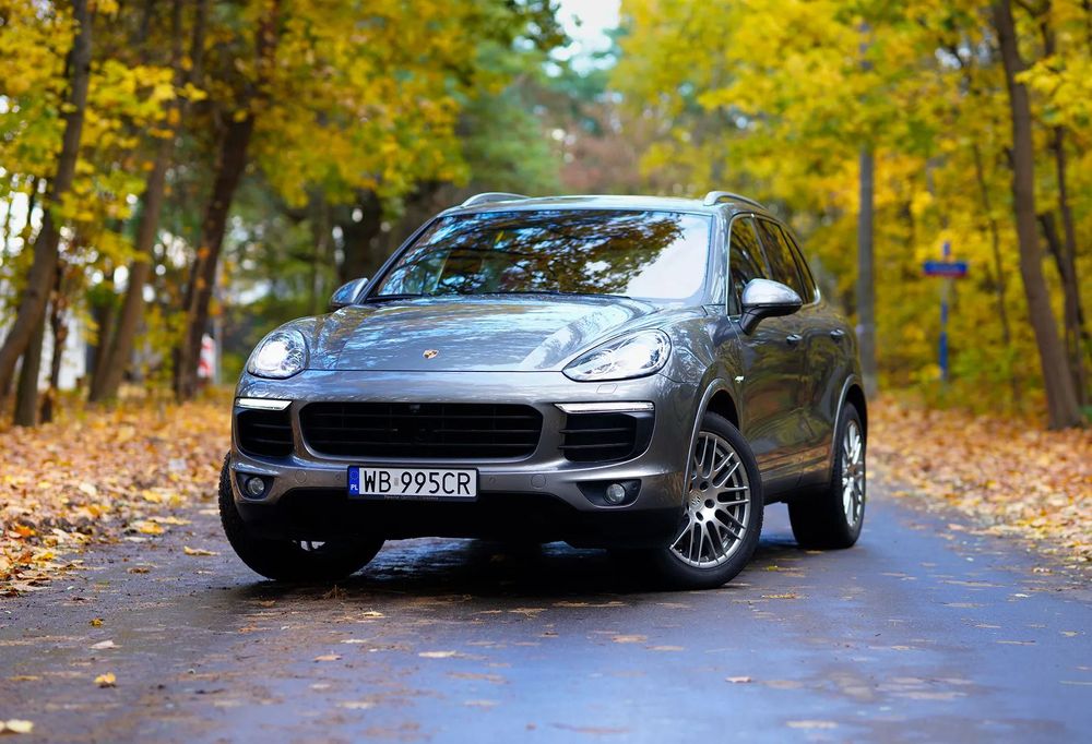 Porsche Cayenne Porsche Cayenne z najlepszym systemem audio- BURMESTER. NIE JEST Z USA