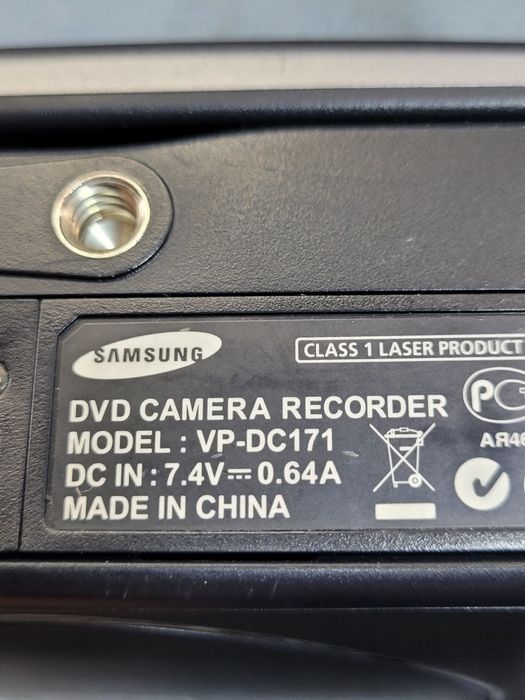 Відеокамера Samsung VP-DC171