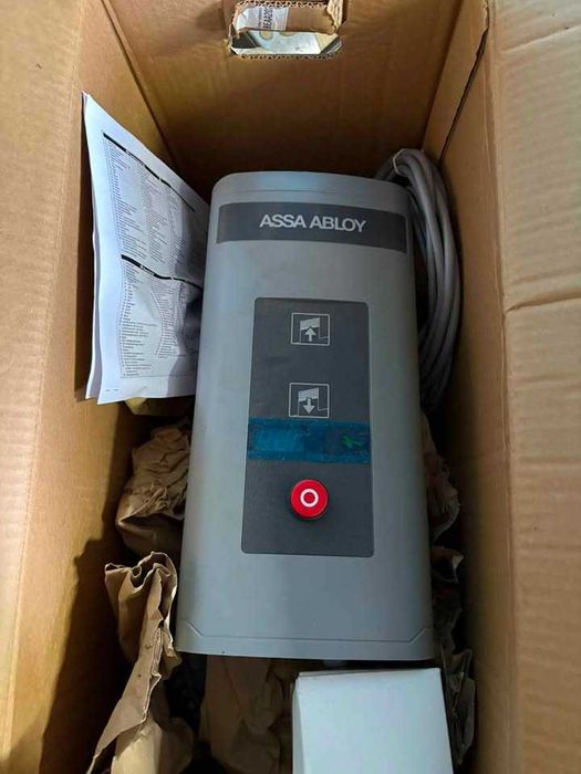 Brama garażowa assa abloy