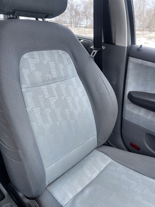 Skoda Fabia 1.4 бенз, 2003 рік