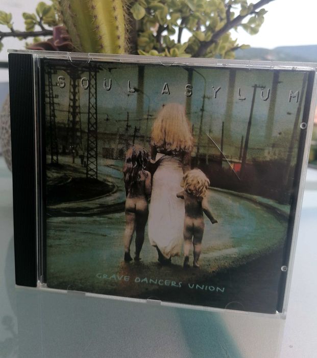 Soul Asylum - Grave Dancers Union