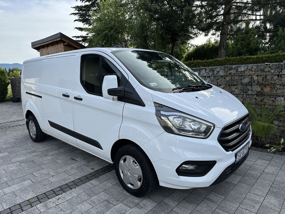 Ford Transit Custom  130 ps Long/ nawigacja / led /hak