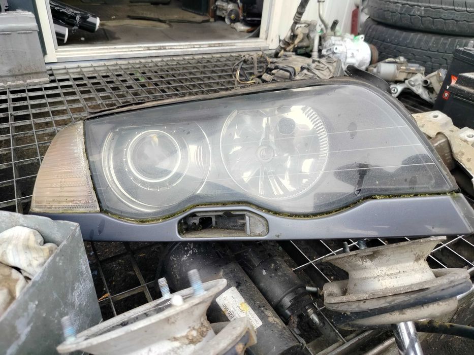 Lampy przednie Xenon BMW e46