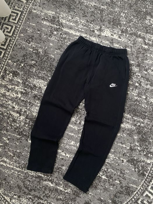 Штани Nike NSW чорного кольору С-М розмір