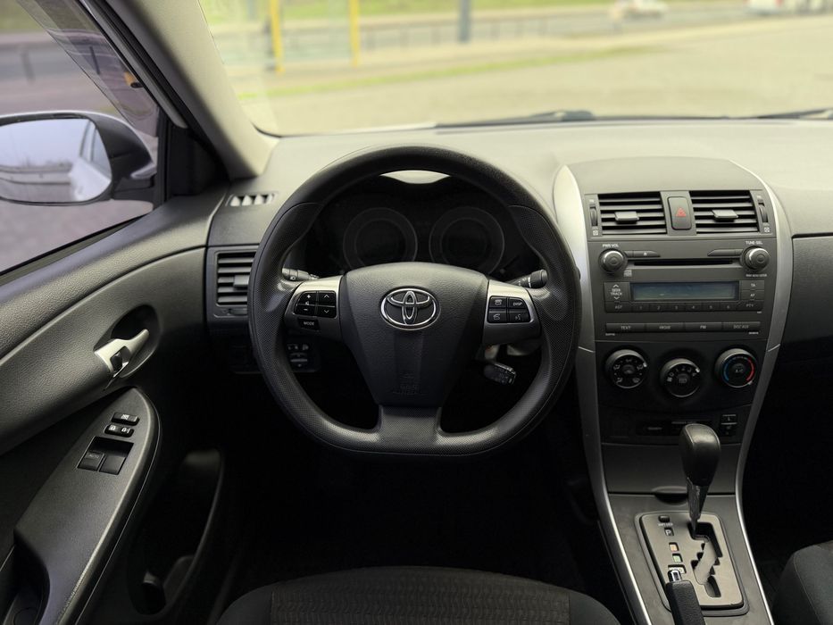 Toyota Corolla 2011р.в (рестайлинг) 1.6 автомат