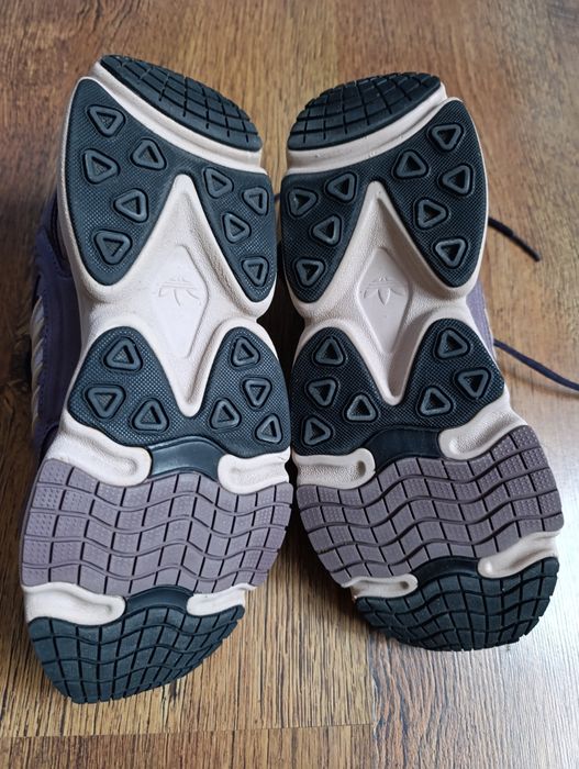 Adidas Ozmillen 39, кросівки 38.5 коричневі 24.5см кроси осінь 38